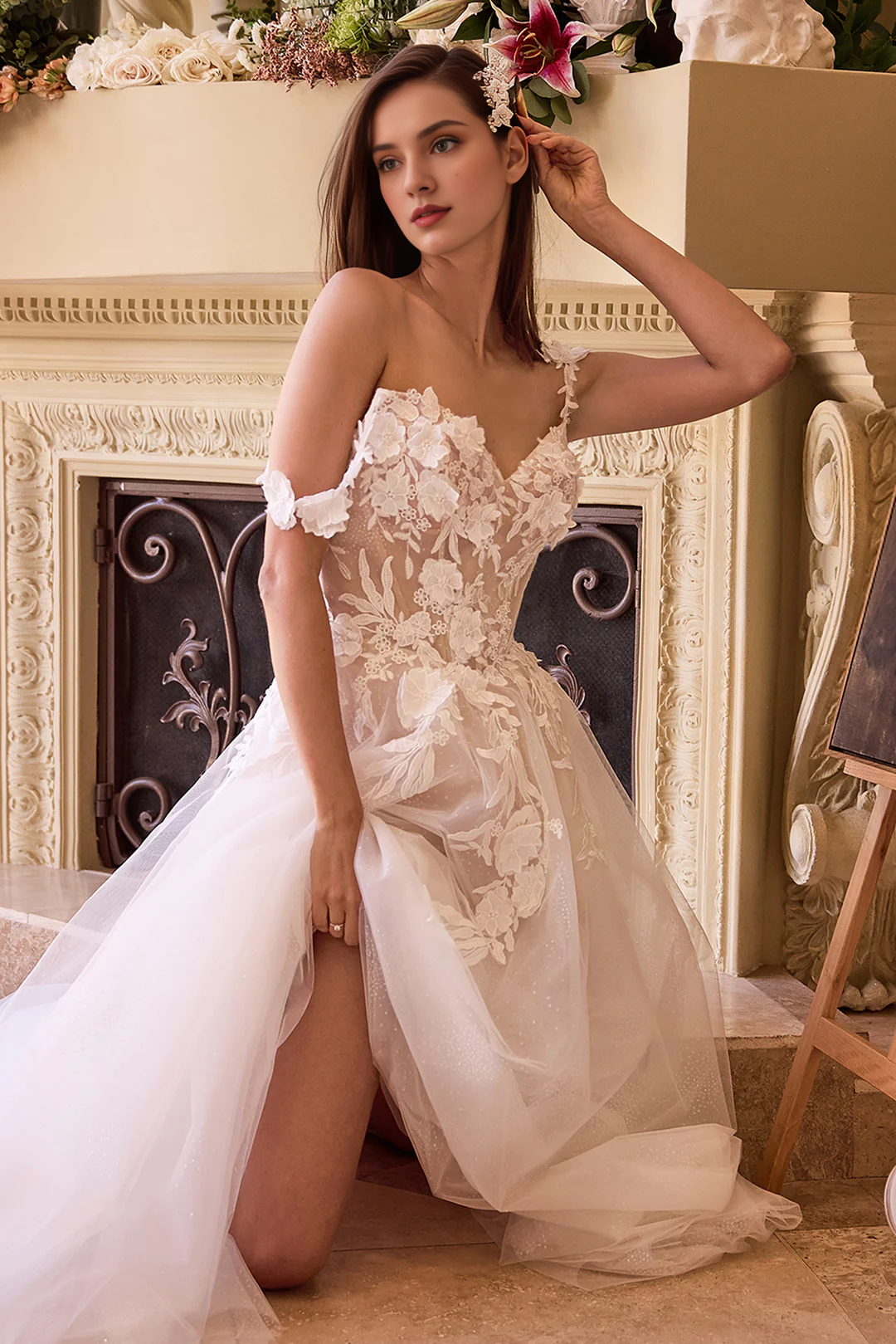 Abito da sposa lungo senza maniche con scollo a cuore e decorazioni floreali 3D